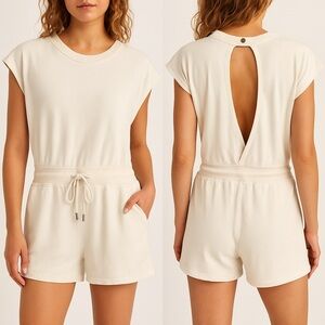 FP MOVEMENT Throw And Go Shortsie Size Large Cream 100% Cotton Muscle Tee Crew